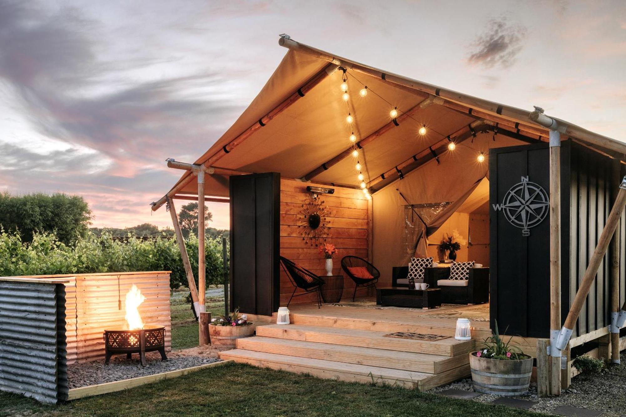 Villas & Vines Glamping Hastings Bagian luar foto