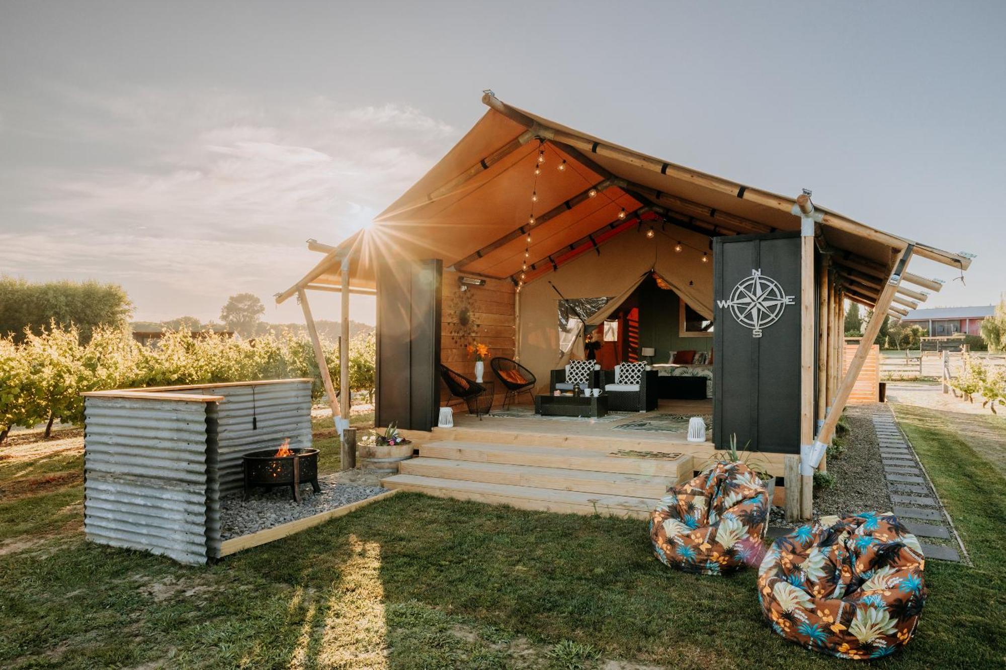 Villas & Vines Glamping Hastings Bagian luar foto