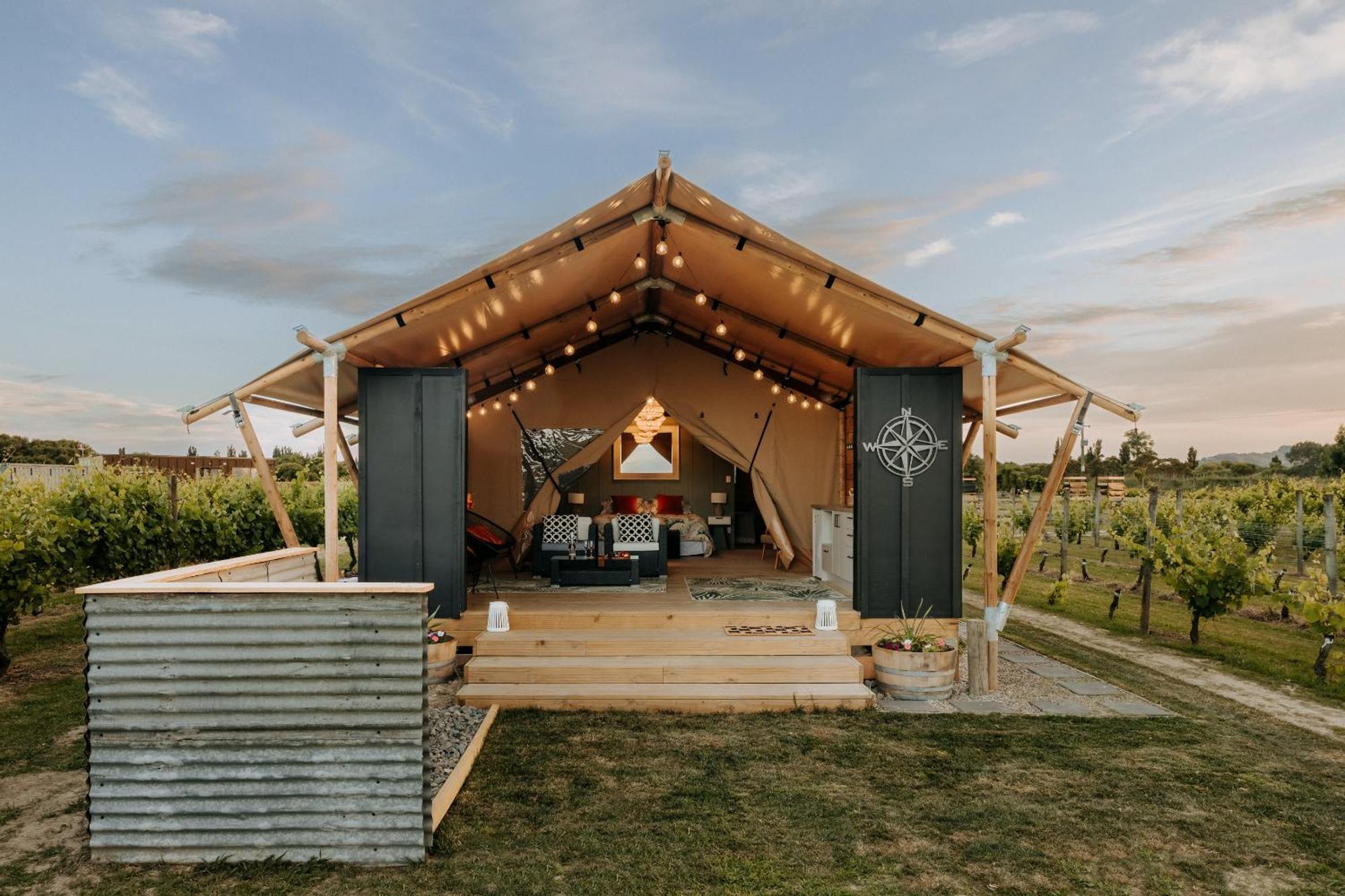 Villas & Vines Glamping Hastings Bagian luar foto
