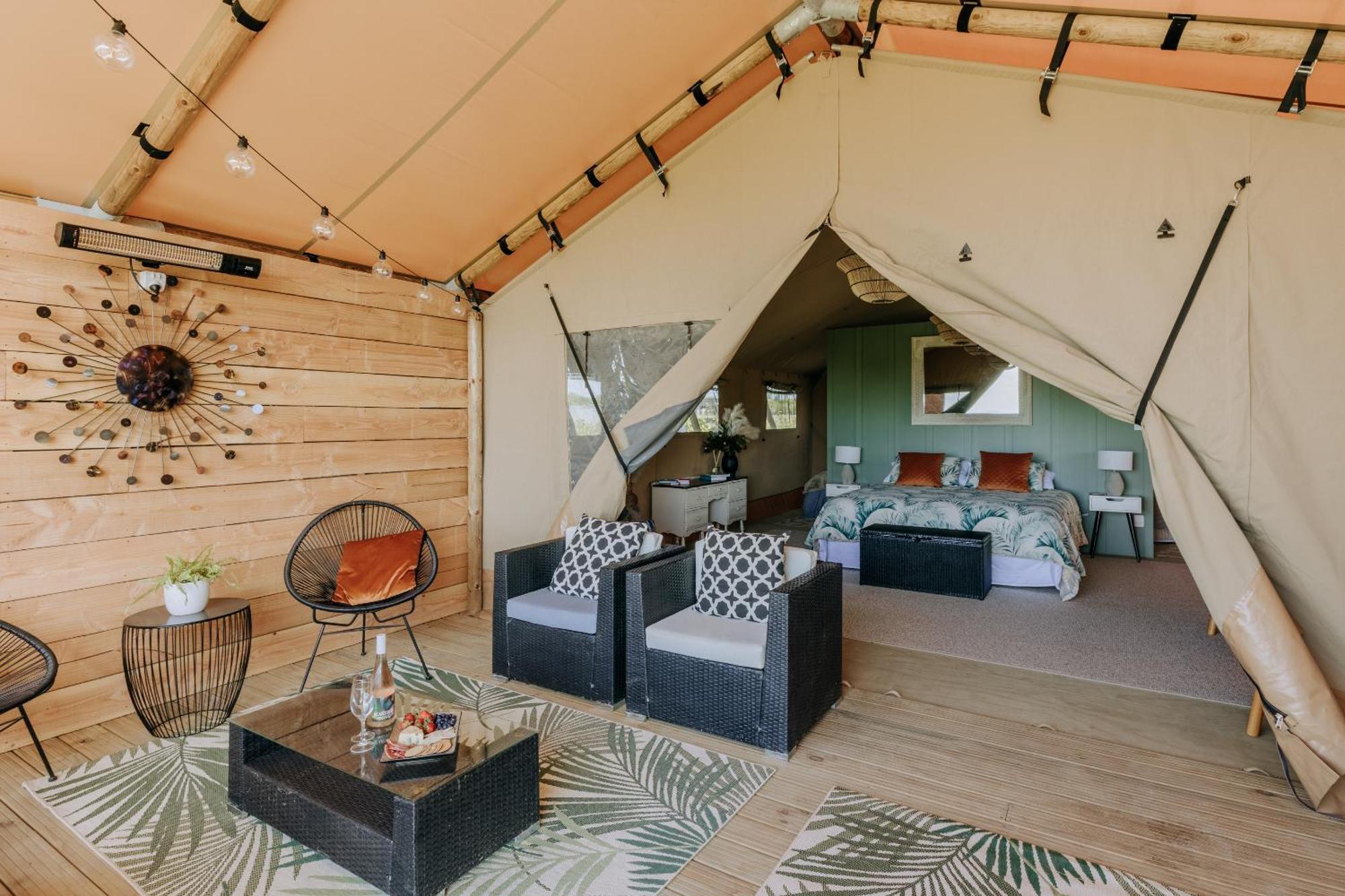 Villas & Vines Glamping Hastings Bagian luar foto