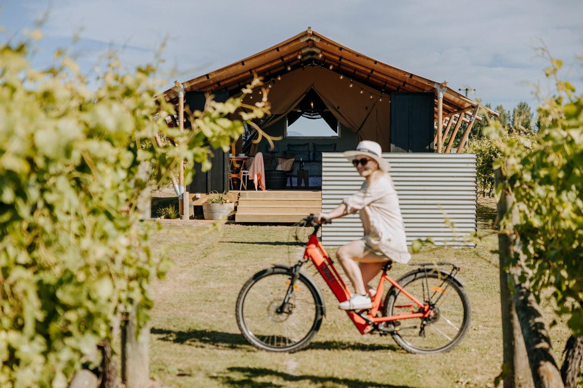 Villas & Vines Glamping Hastings Bagian luar foto