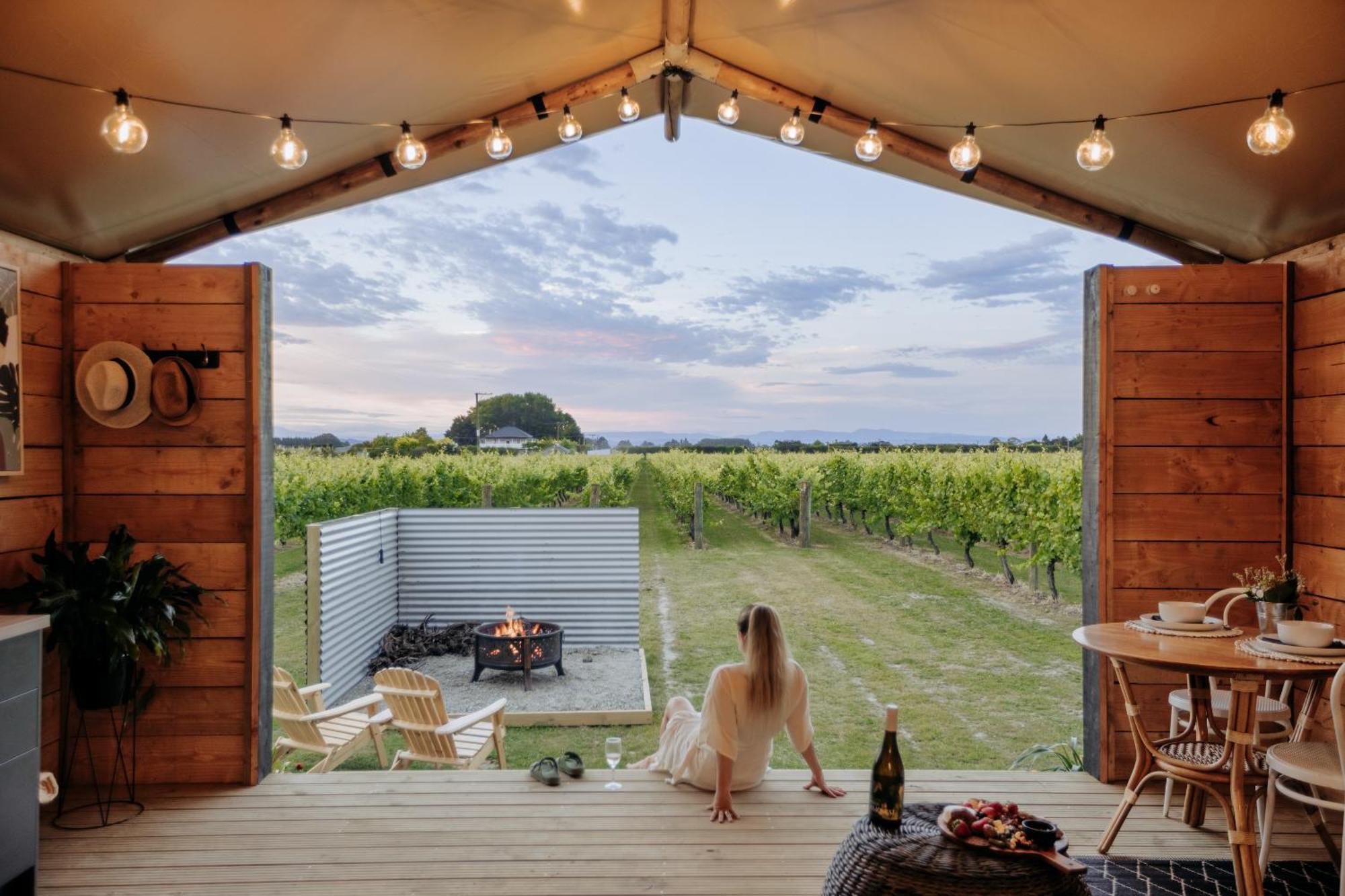 Villas & Vines Glamping Hastings Bagian luar foto